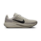 Mu&scaron;ke patike Nike Quest 8